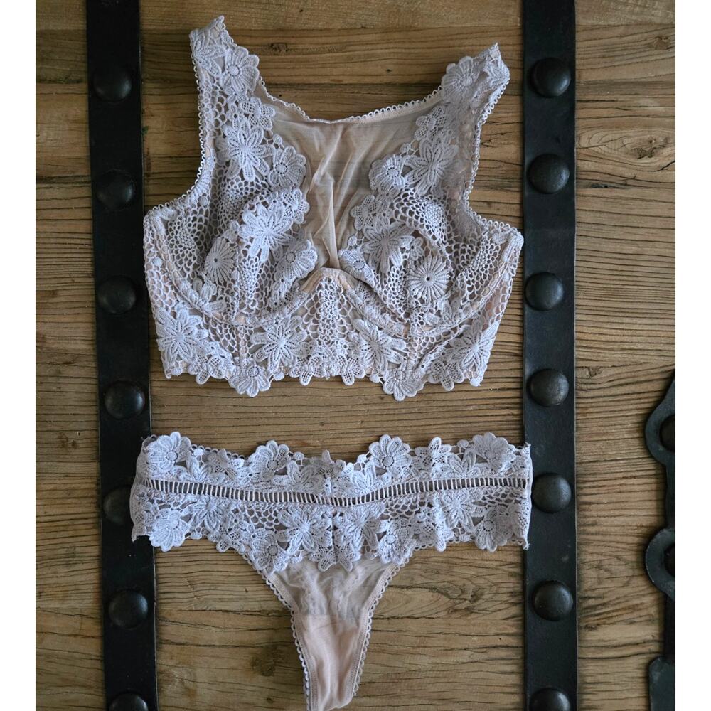 Victoria's Secret Dream Angels Floral Lace Bralette High-Waist Thong 34DD MSet